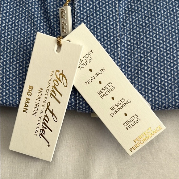 Roundtree & Yorke Blue Dress Shirt Classic Style - Picture 2 of 11